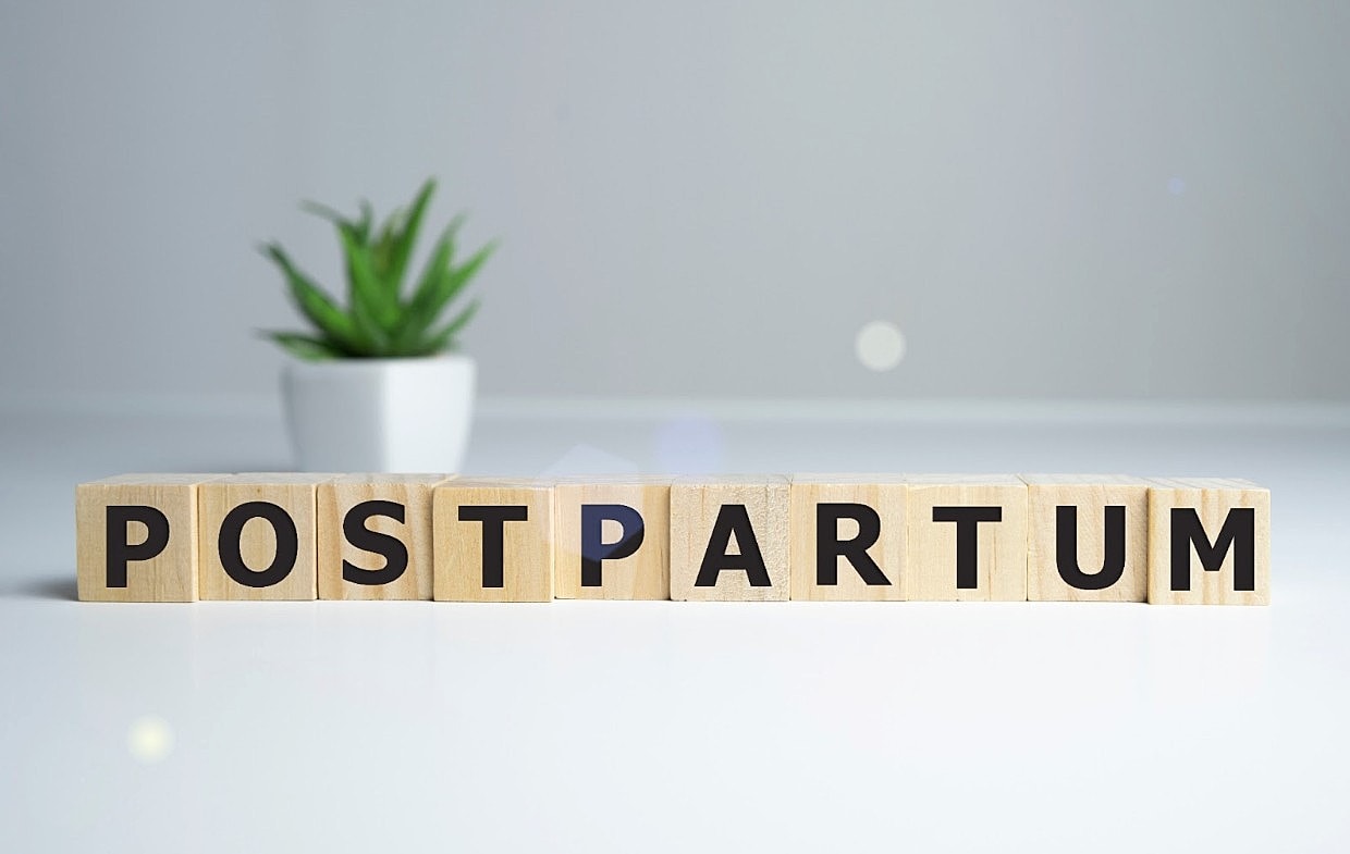 Postpartum Tips for New Moms: Navigating the 4th Trimester with Ease